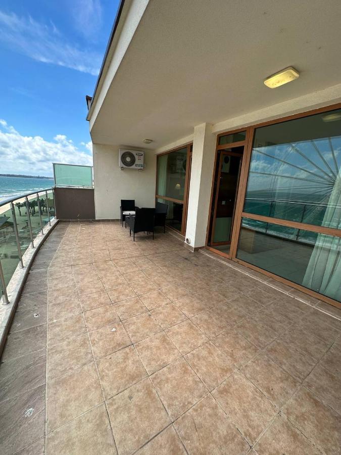 Briz Beach Apartments - Section B Slăntjev Brjag Exteriör bild